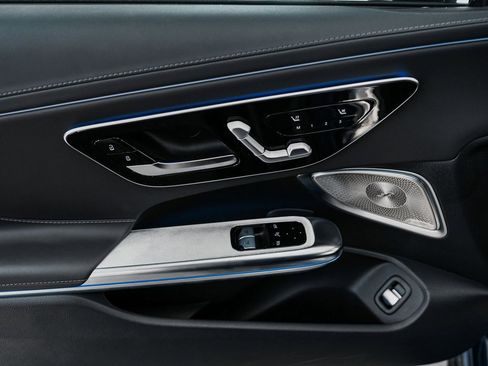 Used 2024 Mercedes-Benz CLE 53 AMG 4MATIC image 12