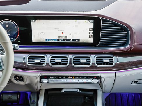 Used 2021 Mercedes-Benz Maybach GLS 600 4MATIC image 10