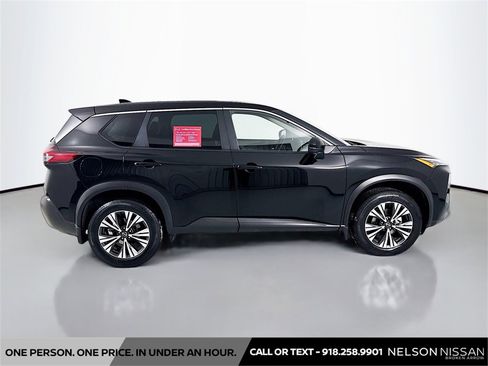 Certified 2023 Nissan Rogue SV image 4