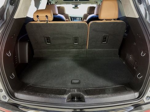 Used 2019 Buick Enclave Premium w/ Experience Buick Package image 35