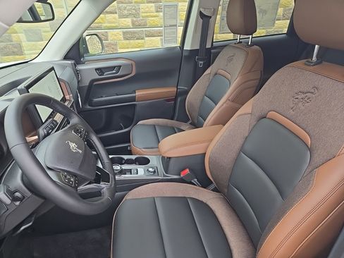 New 2026 Ford Bronco Sport Outer Banks AWD/4WD image 19