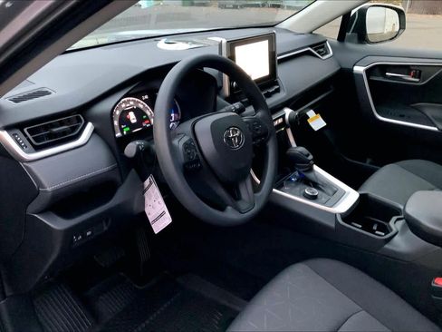 New 2025 Toyota RAV4 XLE image 8