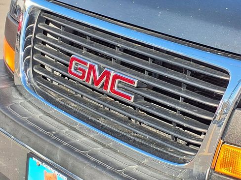 Used 2014 GMC Savana 2500 LT w/ LT Preferred Equipment Group image 28