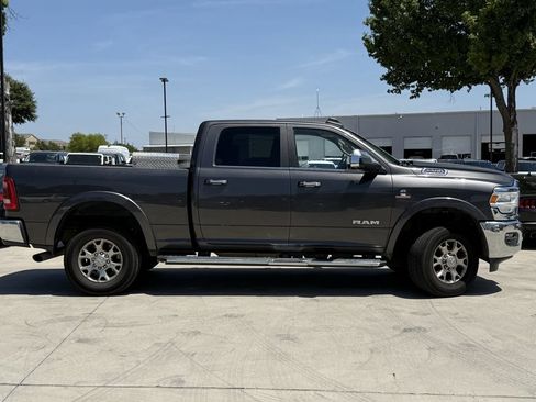 Used 2019 RAM 2500 Laramie AWD/4WD image 3