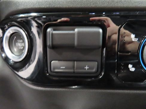 Used 2024 Chevrolet Silverado 1500 RST w/ Convenience Package II image 47