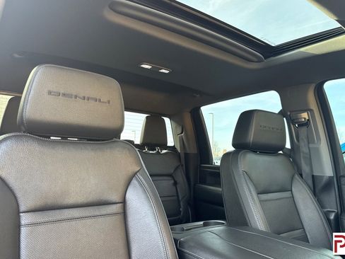 Certified 2023 GMC Sierra 3500 Denali w/ Denali Black Diamond Edition image 18
