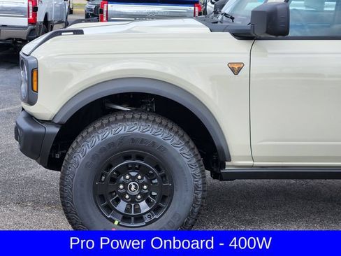 New 2026 Ford Bronco Badlands AWD/4WD image 9