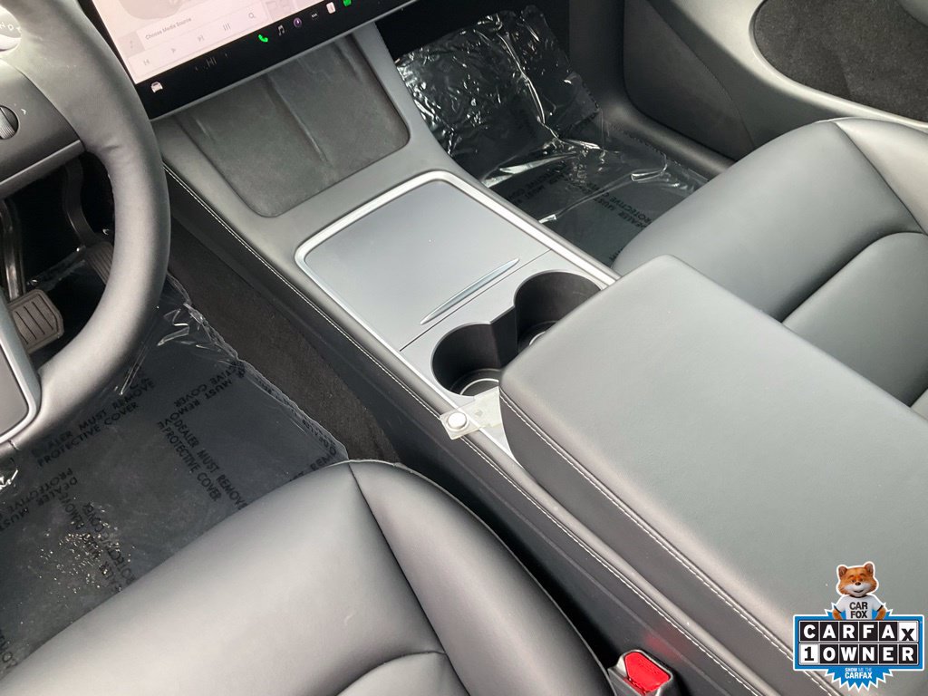 Used 2024 Tesla Model Y 2WD image 38