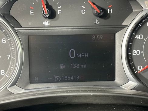 Used 2022 GMC Terrain SLT image 18