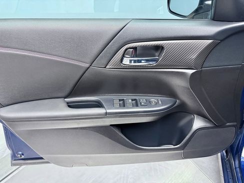 Used 2017 Honda Accord Sport Special Edition image 15