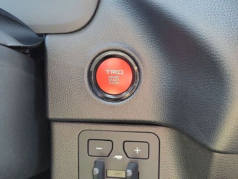 New 2026 Toyota Tundra SR5 AWD/4WD image 27