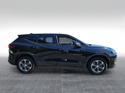 Used 2023 Chevrolet Blazer LT w/ Driver Confidence Package FWD image 4