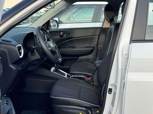 New 2026 Hyundai Venue SEL image 13