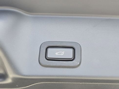 Certified 2022 Land Rover Range Rover Evoque S AWD/4WD image 16