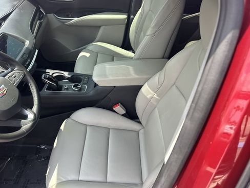 Used 2020 Cadillac XT4 Premium Luxury w/ Cold Weather Package FWD image 21