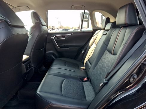 Used 2021 Toyota RAV4 Adventure image 12