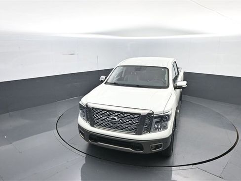 Used 2019 Nissan Titan Platinum Reserve w/ Platinum Utility Package image 23