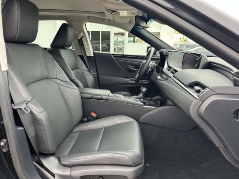 Used 2021 Lexus ES 350 w/ Premium Package FWD image 10