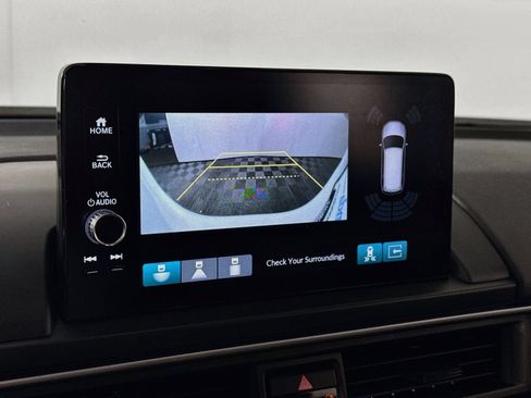 Used 2025 Honda Pilot EX-L image 16