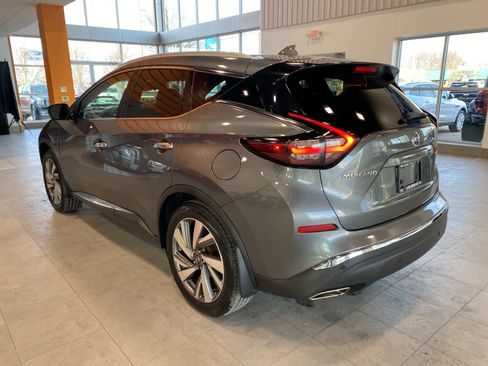 Used 2020 Nissan Murano SL image 3