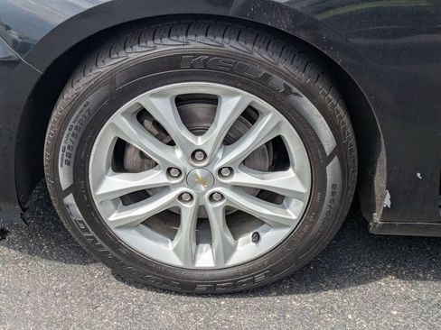 Used 2018 Chevrolet Malibu LT FWD image 29
