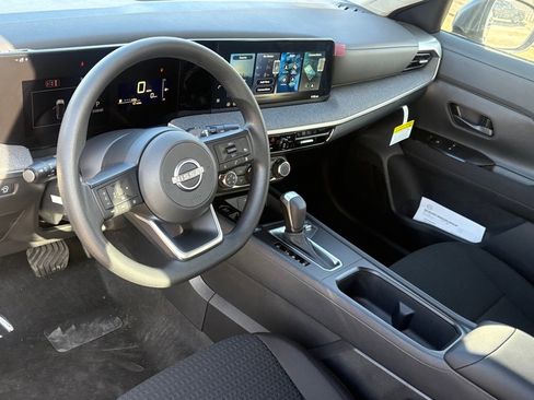 New 2026 Nissan Kicks S image 13