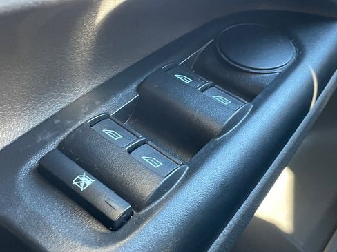 Used 2020 Ford Transit Connect XL image 17