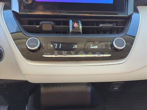 Used 2024 Toyota Corolla LE w/ LE Convenience Package image 19