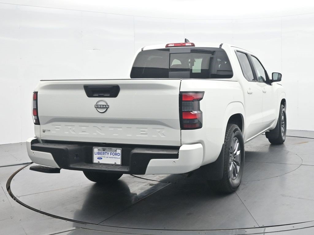 Used 2025 Nissan Frontier SV RWD image 6
