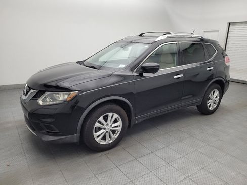 Used 2016 Nissan Rogue SV w/ SV Premium Package FWD image 2