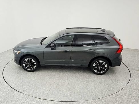 New 2026 Volvo XC60 B5 Plus w/ Climate Package AWD/4WD image 15