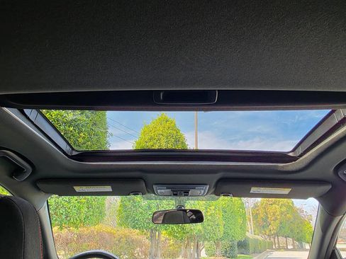 Used 2018 Honda Civic Si image 26