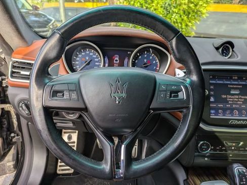 Used 2016 Maserati Ghibli S image 15