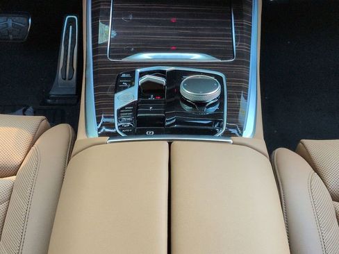 New 2026 BMW X5 xDrive40i w/ M Sport Package AWD/4WD image 19