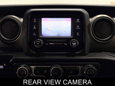 Used 2019 Jeep Wrangler Unlimited Sport S image 26