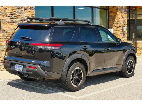 Used 2023 Nissan Pathfinder Rock Creek image 3