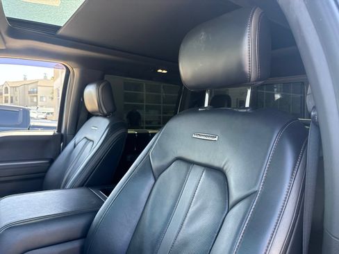 Used 2022 Ford F450 Platinum w/ FX4 Off-Road Package AWD/4WD image 23
