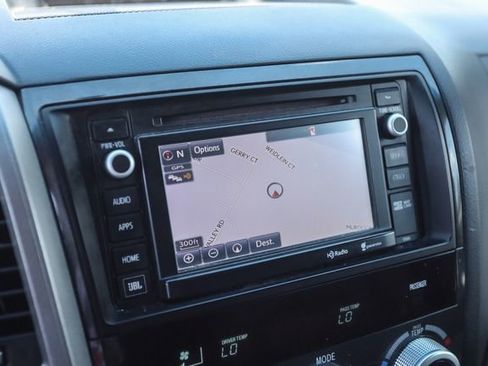 Used 2015 Toyota Sequoia Limited AWD/4WD image 21