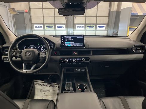 Used 2023 Honda Pilot EX-L image 28