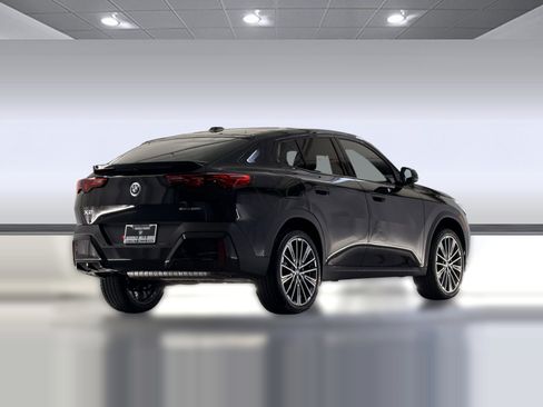 New 2026 BMW X2 xDrive28i w/ Technology Package AWD/4WD image 9