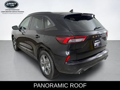 Used 2023 Ford Escape ST-Line w/ Tech Pack #1 AWD/4WD image 5