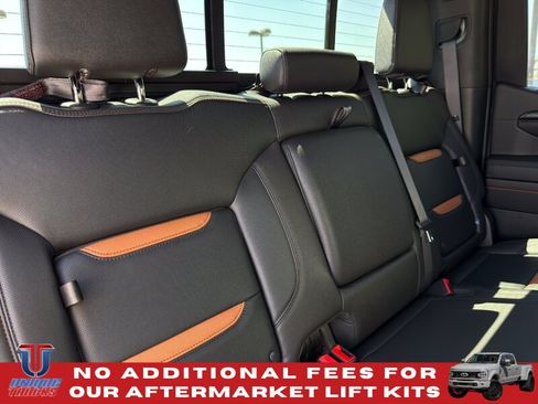 Used 2024 GMC Sierra 1500 AT4 w/ Technology Package AWD/4WD image 30