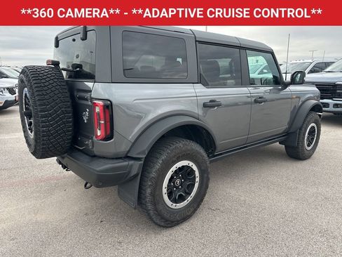 Used 2022 Ford Bronco Badlands image 9