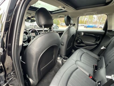 Used 2020 MINI Cooper S image 27