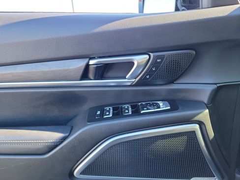 Used 2023 Kia Telluride SX Prestige X-Line image 17