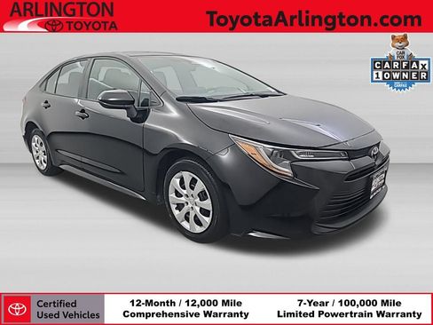 Used 2025 Toyota Corolla LE FWD image 1