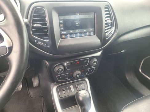 Used 2020 Jeep Compass Latitude w/ Popular Equipment Group image 20