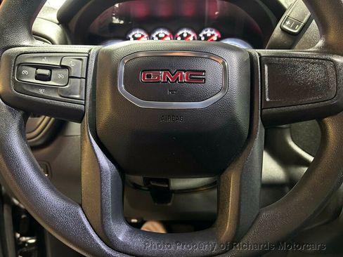 Used 2024 GMC Sierra 1500 Pro w/ Graphite Edition AWD/4WD image 17