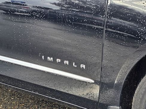 Used 2016 Chevrolet Impala LTZ w/ Enhanced Convenience Package image 10