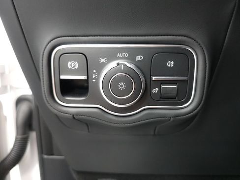 Certified 2025 Mercedes-Benz G 580 w/ EQ Technology image 10